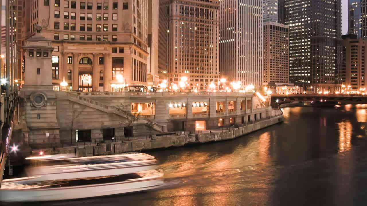 Chicago in November: Cold Fingers, Warm Lens