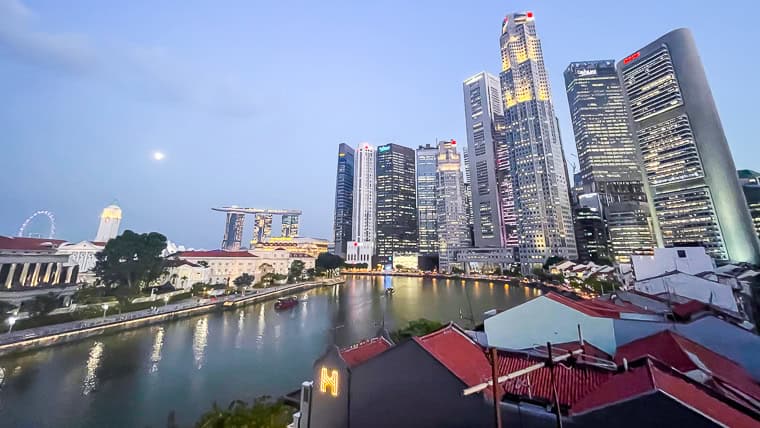 Singapore: A Glimpse into the City of the Future