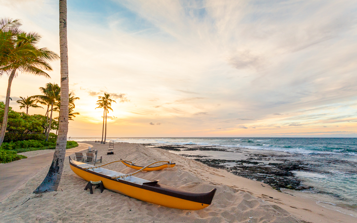 A Hawaiian Sunset at Hualālai: Family, Photography, and Being Present